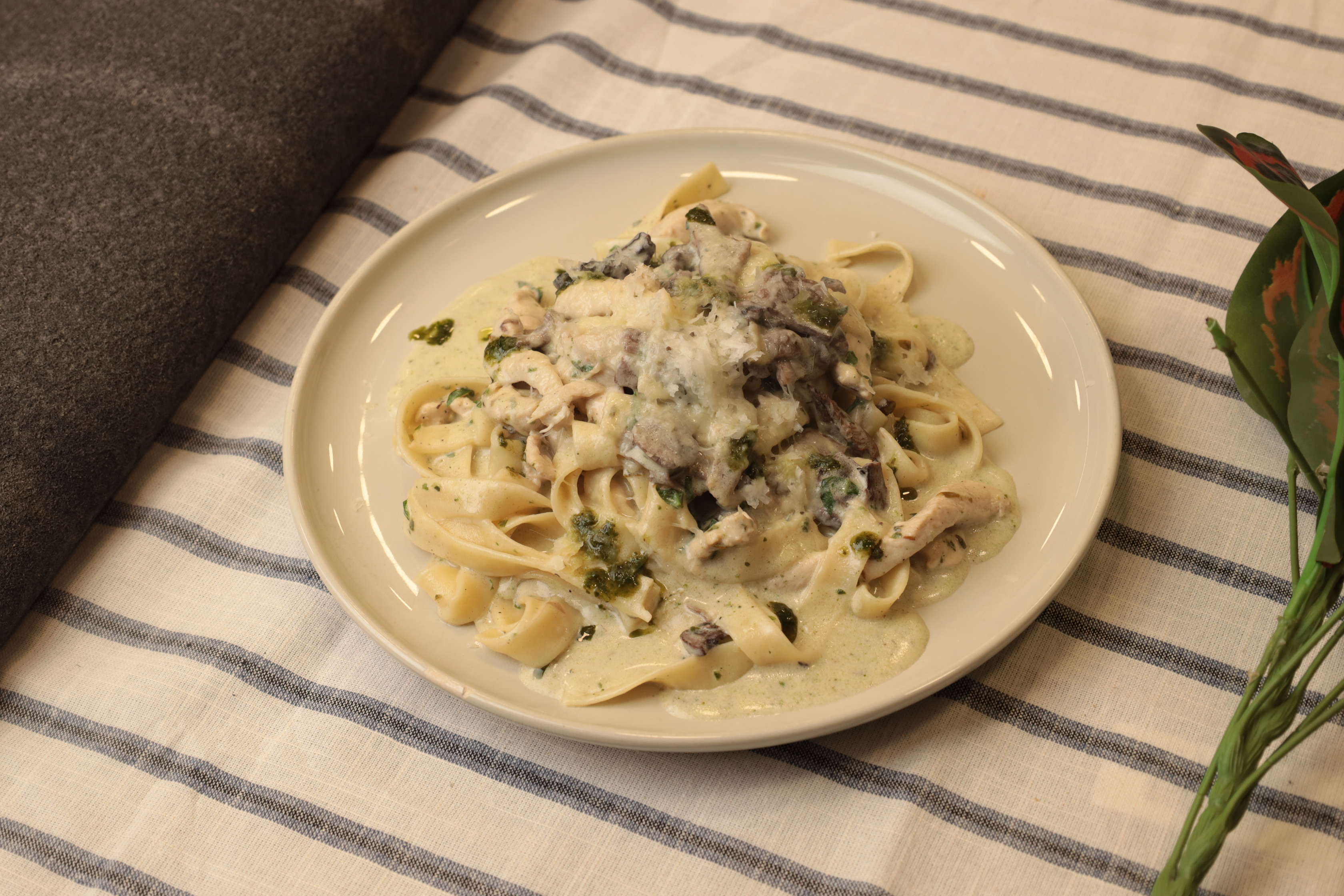 Fettuccine Alfredo